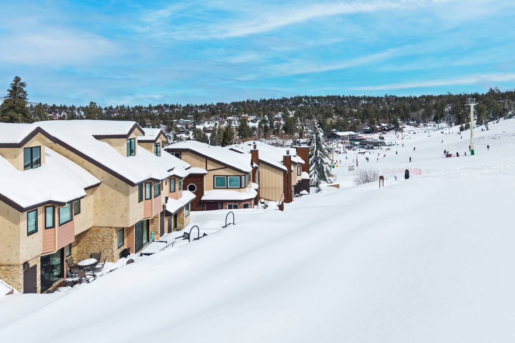 Direct ski access from Comstock Highlands condos at Bear Mountain